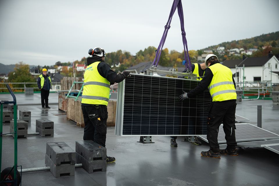 Fremtiden er lys med solenergi fra Protan